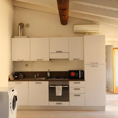 Casa Milu - Vicolo Satiro, Old Town Apartment Verona