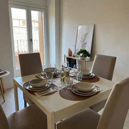 Casa Milu - Vicolo Satiro, Old Town Apartment