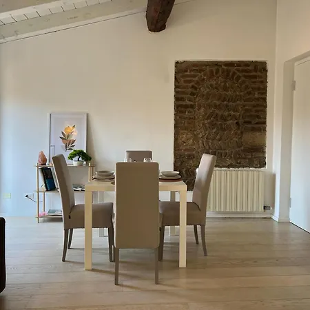 Casa Milu - Vicolo Satiro, Old Town Apartment