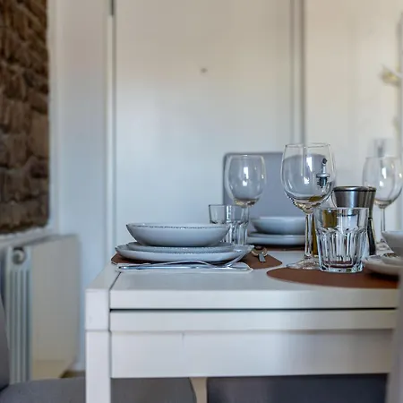 Casa Milu - Vicolo Satiro, Old Town Apartment *