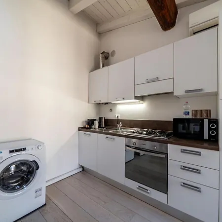 Apartment Casa Milu - Vicolo Satiro, Old Town