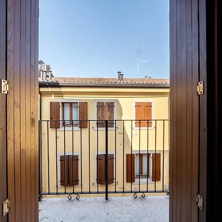 Casa Milu - Vicolo Satiro, Old Town